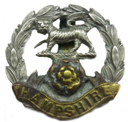 Hampshire regiment cap badge