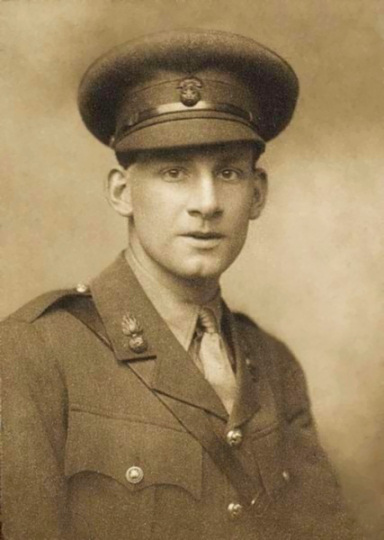 War poet Siegfried Sassoon (May 1915) by George Charles Beresford. (Public Domain)