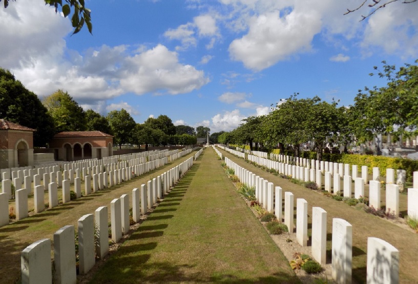 Daours Communal Cemetery Extension Image from the Commonwealth War Graves Commission Certificate - downloaded