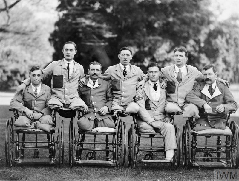 Soldiers wearing "Hospital Blues". Soldiers arrived in filthy lice-infested army uniforms, clean uniforms helped prevent infection and disease and identify a wounded as soldier a hero. © IWM (Q 108161)